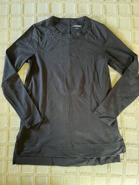 Lands' End Black Long-Sleeve Crewneck Tunic Top